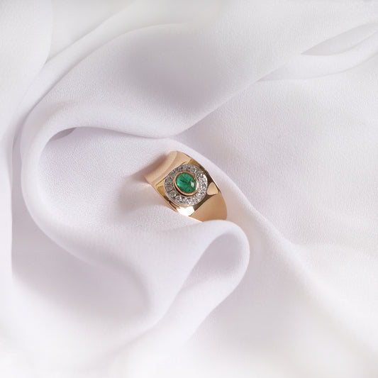 custom vintage emerald ring